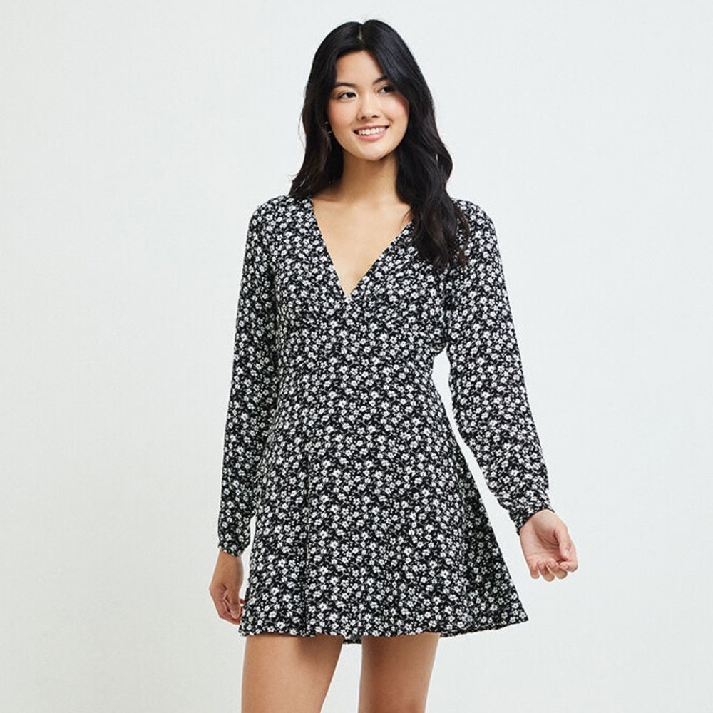 LA Hearts PacSun Black and White Floral Dress Long Sleeve Mini